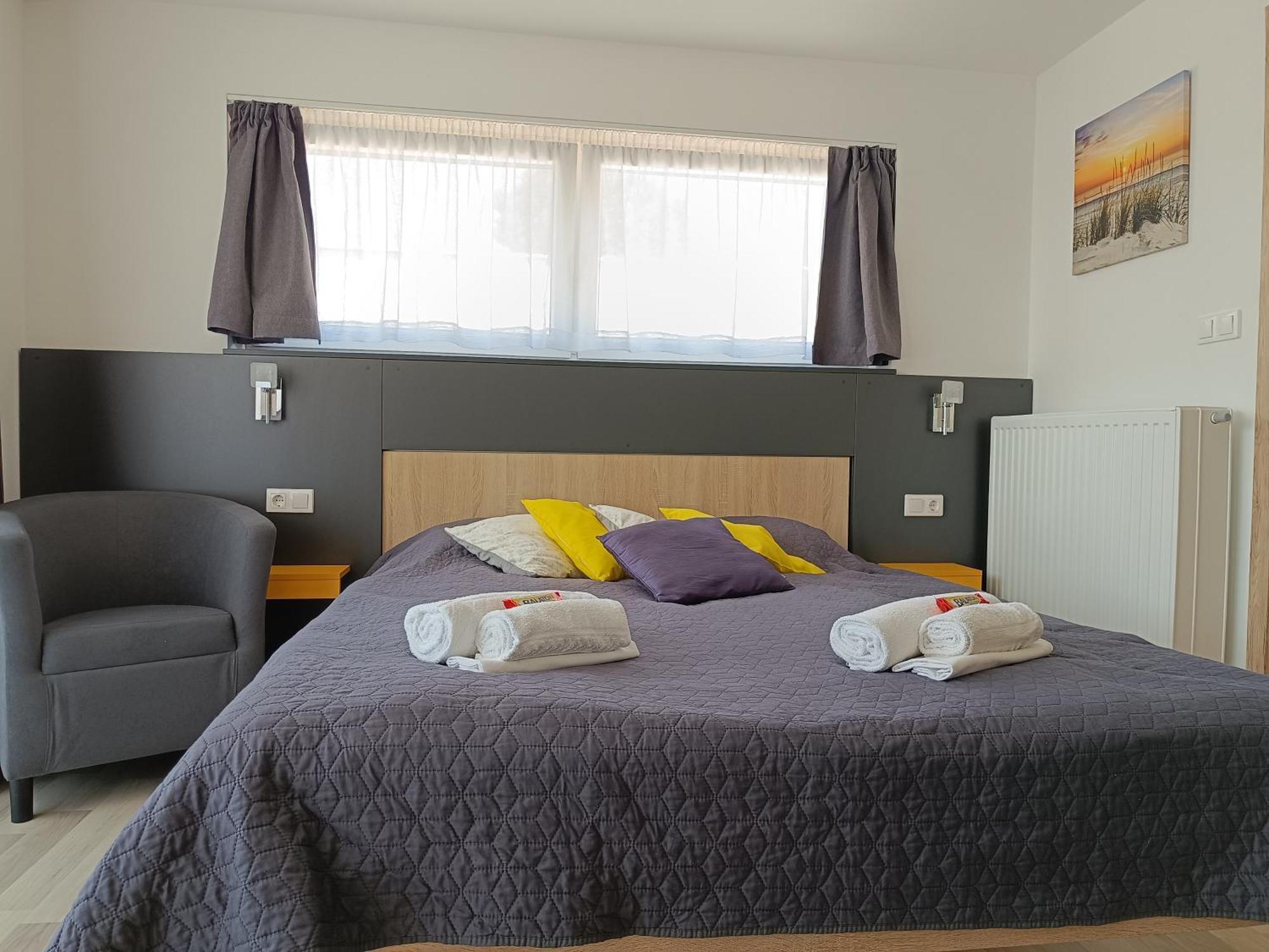 Ujhely Apartmanhaz Siofok Ngoại thất bức ảnh