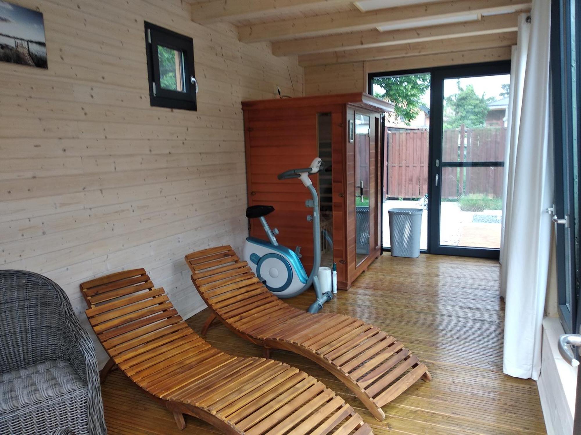 Ujhely Apartmanhaz Siofok Ngoại thất bức ảnh